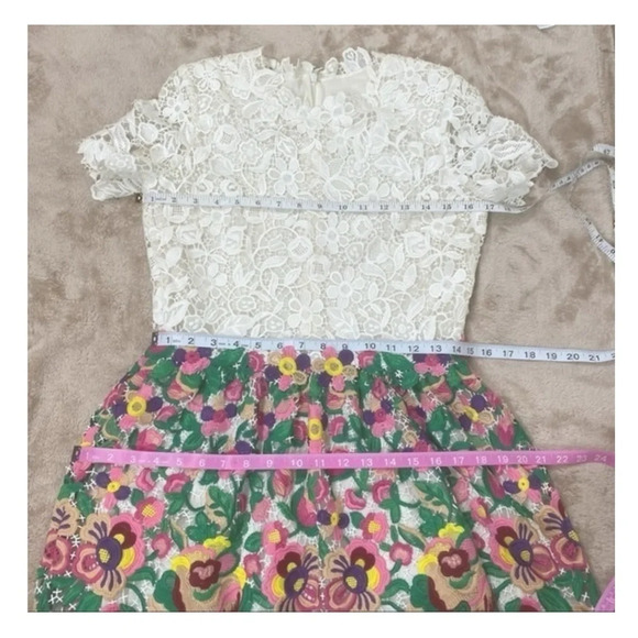 Sami Myself Luxury Unique Scalloped Floral Lace Combo Dress - Picture 7 of 10